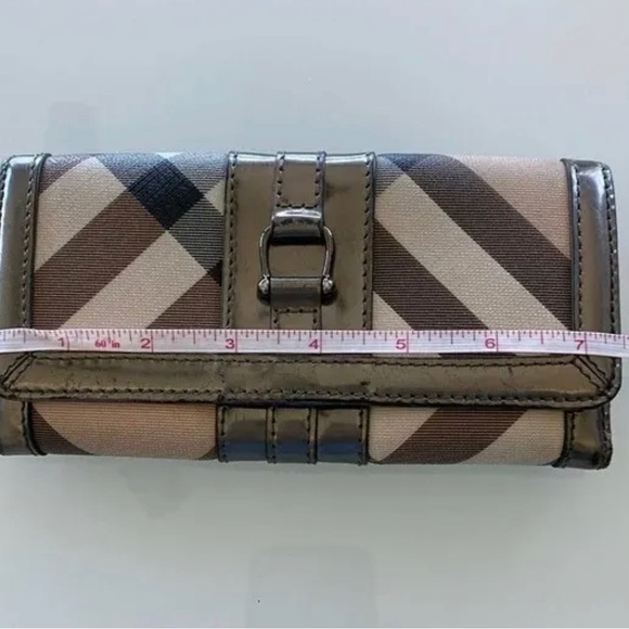 Burberry Copper Gold Nova Check Leather Wallet/Clutch - Picture 7 of 7
